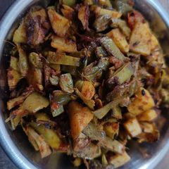 A picture of Sem fali ki sabzi.