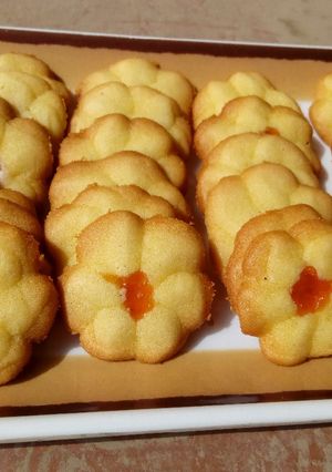 A picture of Butter cookies.