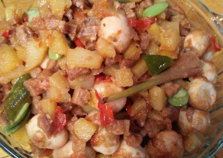 Balado tempe telur puyuh,kentang pete cetar