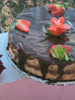 صورة لوصفة مسكوتشو الطبقات بالشوكولاتة 😋🥧