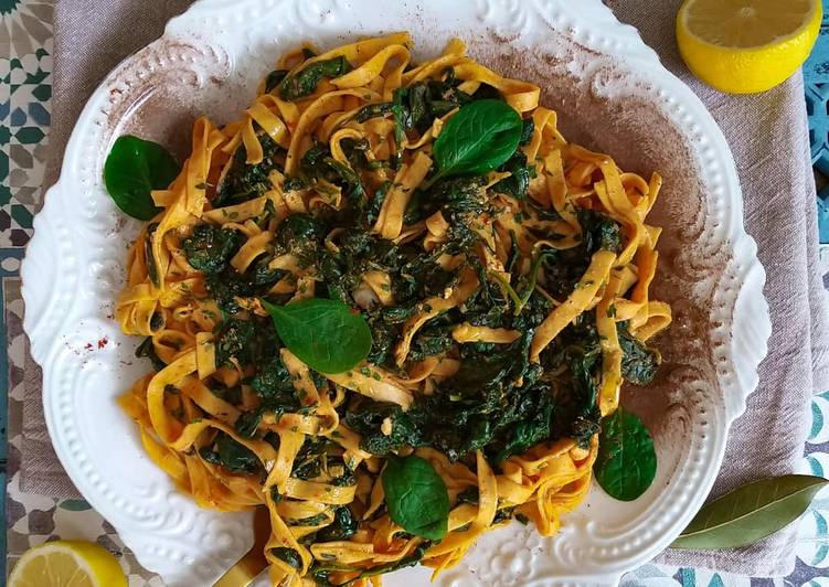 تاغلياتيل بالسبانخ والشرمولة المغربية 🍝🍃🇲🇦