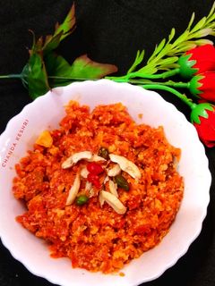 गाजर का हलवा (gajar ka halwa recipe in Hindi) रेसिपी मुख्य फोटो