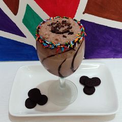 A picture of Oreo Ice-cream Shake.