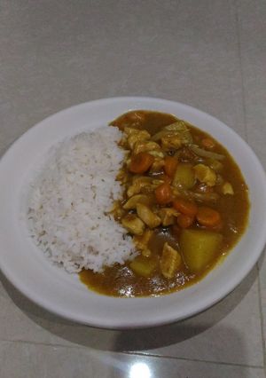 Foto resep Chicken Kare raisu,(chicken kare rice)