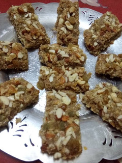 A picture of Dry fruits & oats Energy Bars.