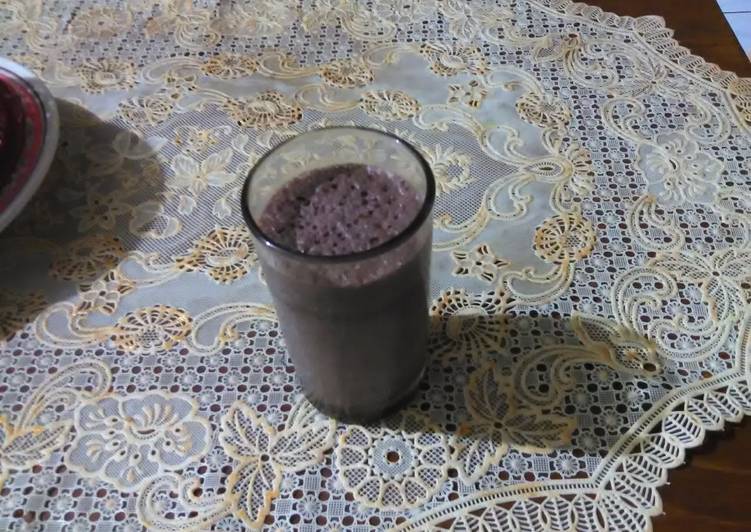 Recipe: Delicious Milkshake Oreo Vanilla (Olahan Susu Bubuk HiLo)