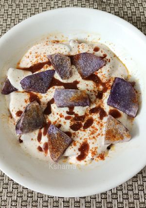 દહીં રતાળુ (Dahi Ratalu Recipe In Gujarati) રેસીપી મુખ્ય ફોટો