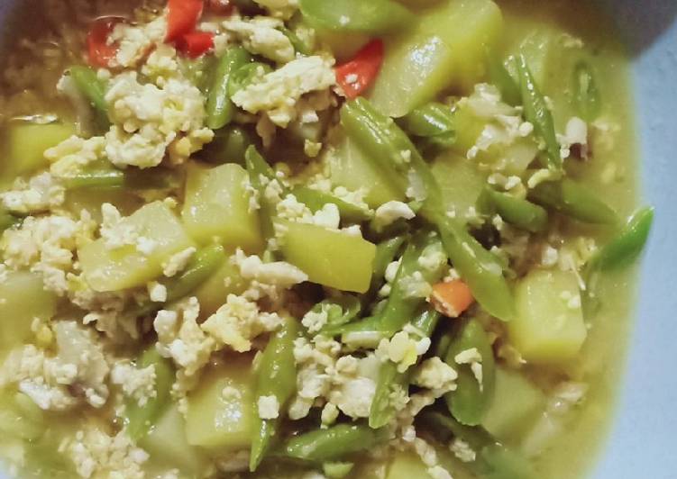 Resep Tumis kuah buncis, kentang campur telur Lezat