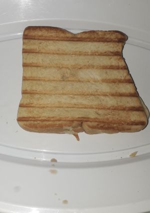 A picture of Fresh hot toast.