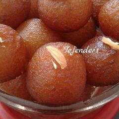A picture of Instant gulab jamun.