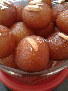 A picture of Instant gulab jamun.