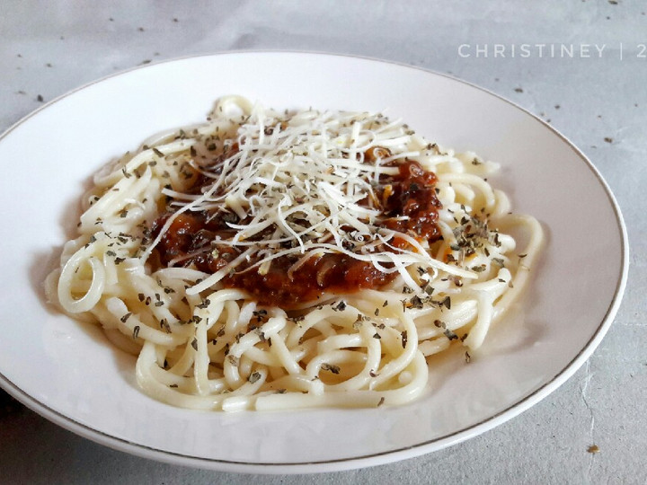 Ternyata begini loh! Resep bikin Spaghetti Saus Bolognesse dijamin spesial