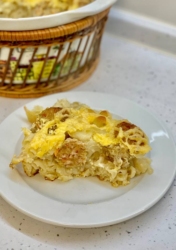 Макарони з фрикадельками у духовці нашвидкоруч