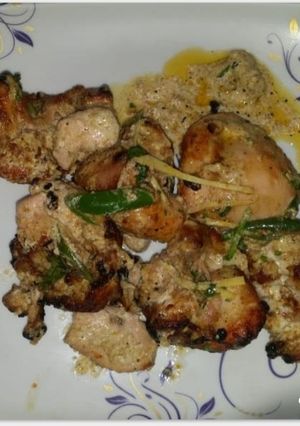 A picture of Authentic kanpuri Malai tikka.