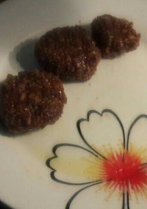 A picture of Coconut Jaggery laddoo.