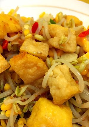 Foto resep Tumis taoge + tahu + jagung