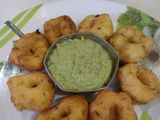 उडीद वडा (udid vada recipe in marathi)