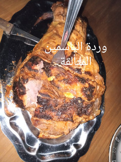 صورة لوصفة فخذ الخروف مشوي على الجمر في فرن المردومة