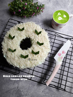 Foto resep Bolu pandan santan tabur keju