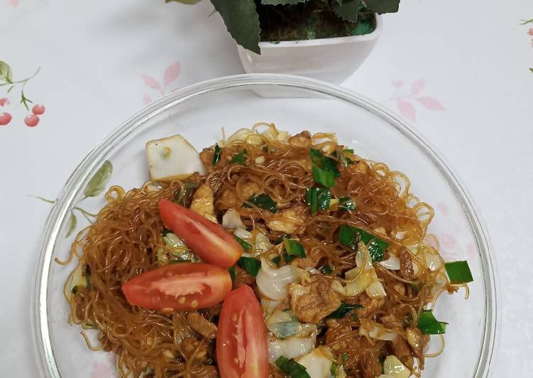 Cara Gampang Menyiapkan Bihun goreng telur (tanpa bawang) yang Enak Banget