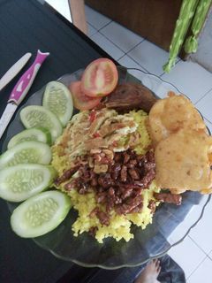 Foto resep Nasi kuning magicom spesial 😋