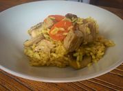 Una foto de carcasa y espinazo de pollo