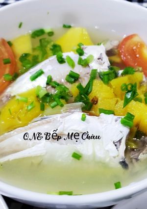 Hình của món Canh cá chỉ vàng nấu thơm, cà chua.