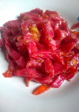 Foto resep Tumis kulit buah naga pedas