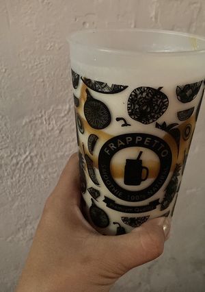 Una foto de Frappé de banana split