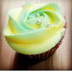 A picture of Buttercream frosting #adamawa.