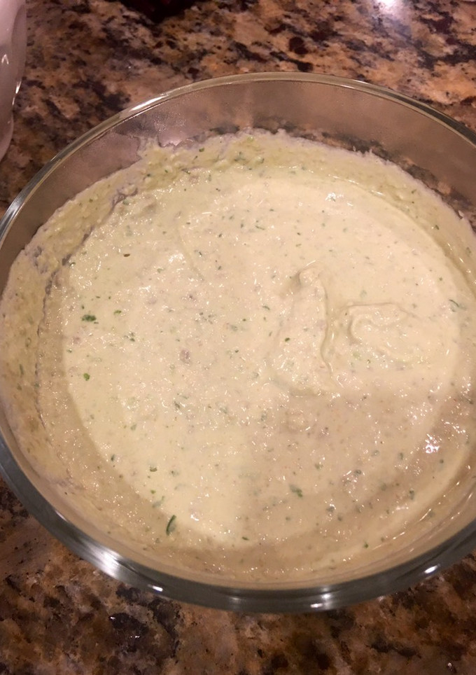 Una foto de 🥑 DIP DE AGUACATE PARA CUALQUIER ENSALADA 🥗 🥑