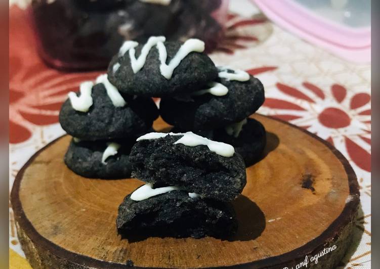 Black Cookies