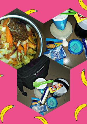 A picture of Chips with cabbage and carrots stir-fry.