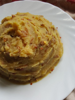 A picture of Chili Omushenye Using Fried Beans.