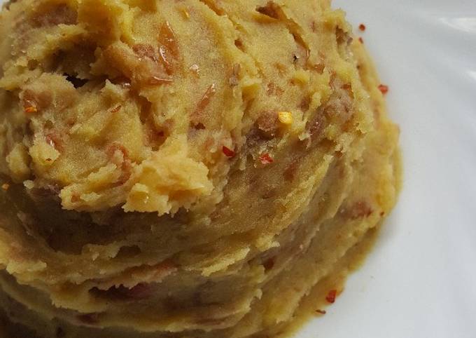 Easiest Way to Prepare Super Quick Homemade Chili Omushenye Using Fried Beans