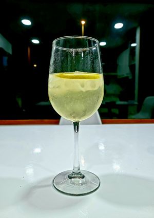 Una foto de Manzanita Spritz