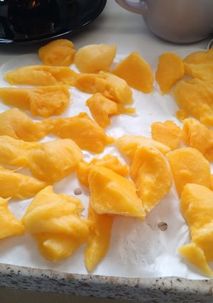 A picture of Frozen mango 🥭.