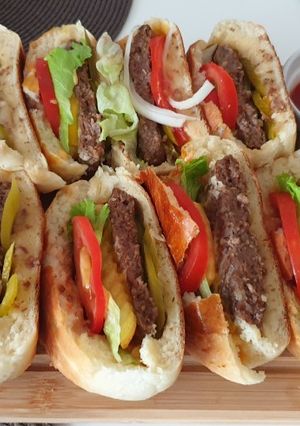 صورة لوصفة برغر بطريقة جديده وطيبه كتييير