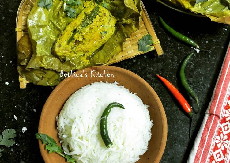 Step-by-Step Guide to Make Quick Ilish Paturi (Fish Steam Cooked in Banana Leaf)