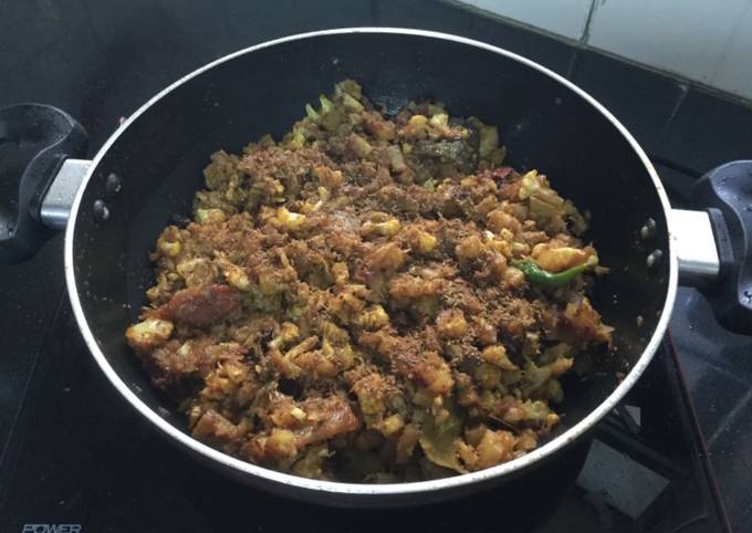 Bhetki Macher Ghanto/ Barramundi  Fish with Vegetables