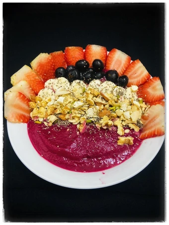 Recipe Beetroot, apple, banana smoothie bowl which Delicious