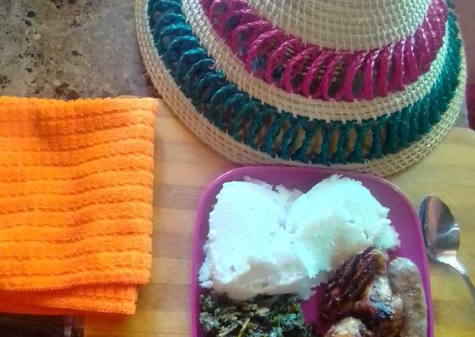 Steps to Prepare Favorite Heritage day pap, spinach and grilled chicken &amp; wors - New Recipes