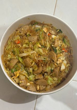 Foto resep 🍜 Bihun Goreng Bakso dan Kol Ala Anak Kos