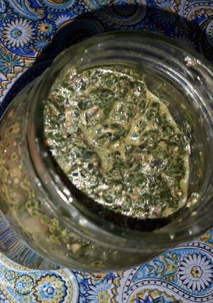 Una foto de Pesto de remolacha