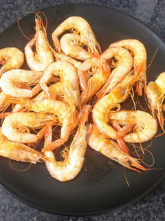 Una foto de Gamba blanca salteada