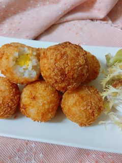 炸飯糰丸子 的食譜成品照片