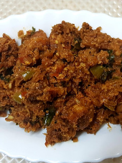 இரால் தேங்காய் ப்ரை (iraal thenkaai fry recipe in tamil) செய்முறை முக்கிய புகைப்படம்