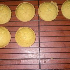 A picture of Gluten free cupcakes.