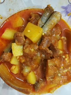 عکسی از دستور گوشت بادمجون سپی بلا