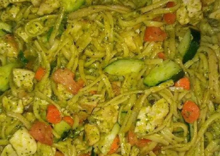 Chicken vegetables and pesto sauce pasta Chicken vegetables and pesto sauce pasta